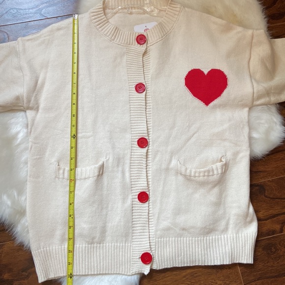 Absolutely cute button down cardigan - Picture 5 of 7
